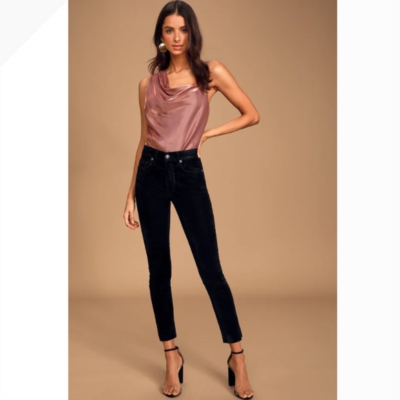 NEW Levi's Women's 721 High Rise Skinny Velvet Solid Black Size 32 Ankle - Picture 1 of 9